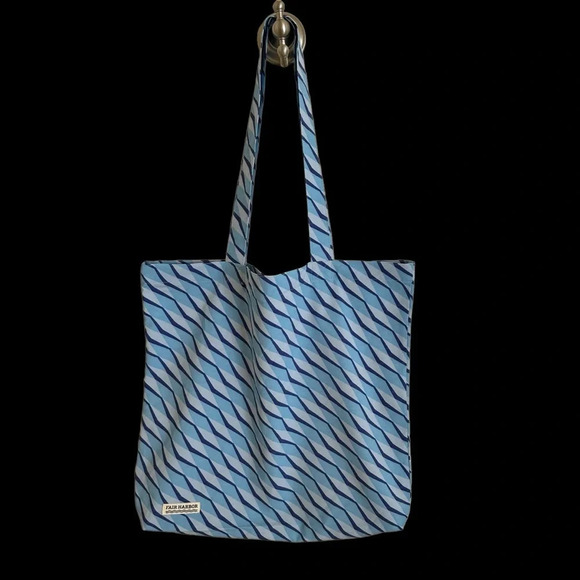 Fair Harbor Blue recycled fiber Tote Bag Pool Beach Shoulder Travel Packable - Picture 2 of 5